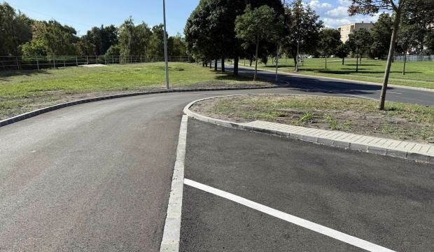 Hága László u. parkoló kialakítása